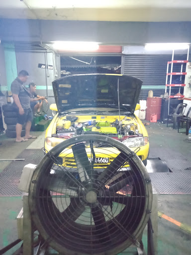Pusat Servis Kereta Ahpam Autoworks Bukit Katil Melaka Pusat Servis Kereta Ahpam Autoworks Bukit Katil Melaka