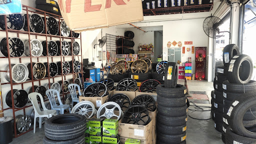 SML Tyre And Battery