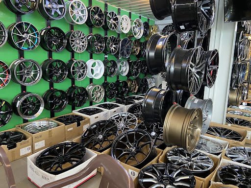Tyreplus - Sin Chu Hin Sdn Bhd- Parit Sulong Branch
